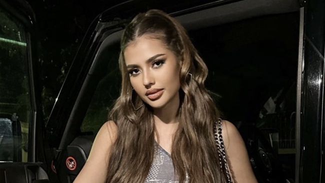 Antonnia Porsild terpilih sebagai Miss Universe Thailand mengalahkan 52 orang pesaingnya.