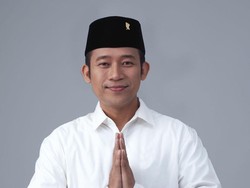 Denny Cagur Merinding Ingat Ucapan Mendiang Ibu Usai Jadi Anggota DPR