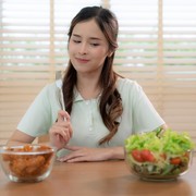 Makanan Bisa Bantu Tubuh Tangkal Racun Polusi Udara, Ini Dia Daftarnya!