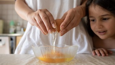 Ini Tips Masak Telur Pakai Microwave Agar Tak Meledak