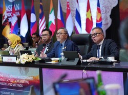 Zulhas Sebut AEM-Rusia Mau Tingkatkan Dagang Lewat e-Commerce & Pariwisata