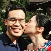 7 Potret Laura Basuki Bersama Suami Dan Anak Yang Jarang Tersorot - Foto 1