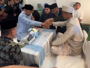 img-title Cara Menikah di Luar Negeri Seperti Pratama Arhan dan Anak Andre Rosiade