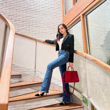 Pacari Duda Lebih Tua 13 Tahun, Salmafina: Sama yang Muda Nggak Dibolehin Papa