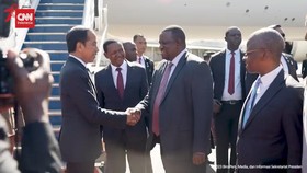 VIDEO: Tiba di Kenya, Jokowi Akan Bertemu Presiden William Ruto