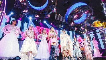 img-title Desainer Tomiyang Lelang Baju untuk Donasi hingga Puluhan Juta