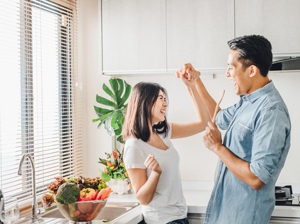 Urutan Zodiak Berdasarkan Level Kesetiaannya pada Pasangan, Cancer Juara!