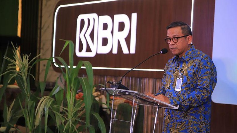 Layanan keuangan yang unggul terus diperkuat oleh PT Bank Rakyat Indonesia (Persero) Tbk melalui penyediaan berbagai layanan prima.