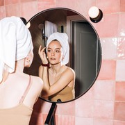 10 Rutinitas di Malam Hari untuk Bikin Kulit Glowing dan Kenyal, Mudah Diterapkan!