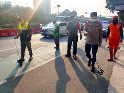 Polsek Setiabudi Temukan Puluhan Ranjau Paku di Jalan Gatsu Jaksel