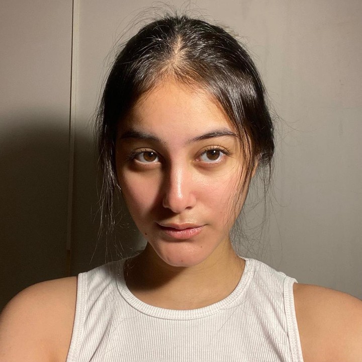 <p>Bunda ingat artis lawas Dominique Sanda? Bintang sinetron <em>Tuyul dan Mbak Yul</em> itu dikaruniai dua orang anak setelah menikah dengan Reza 'Bragi'. Anak bungsunya, Raia Chandara Wahab merupakan seorang putri yang sudah ABG, nih. (Foto: Instagram @raiawahab)</p>