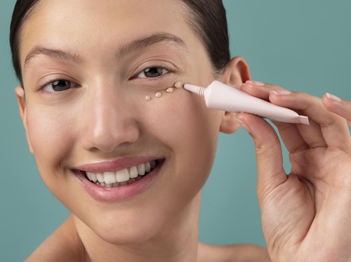 Rekomendasi Eye Cream untuk Atasi Mata Panda/Foto: Freepik