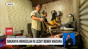 VIDEO: Sehari Menjadi Pengusaha Rumah Makan Bebek Madura