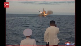VIDEO: Kim Jong Un Pantau Uji Coba Rudal Saat AS-Korsel Latihan Milite