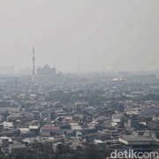 Bukti Polusi Bisa Picu Kematian Dini: Harapan Hidup Warga Bekasi-Jaktim Jadi Menyusut 2 Tahun!