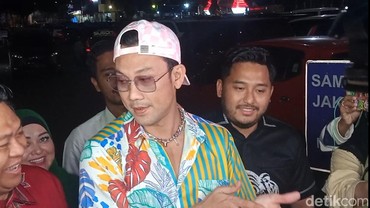 img-title Dituding Murahan oleh Ibu Densu, Verny Hasan: Yang Rajin Ibadah Belum Tentu...