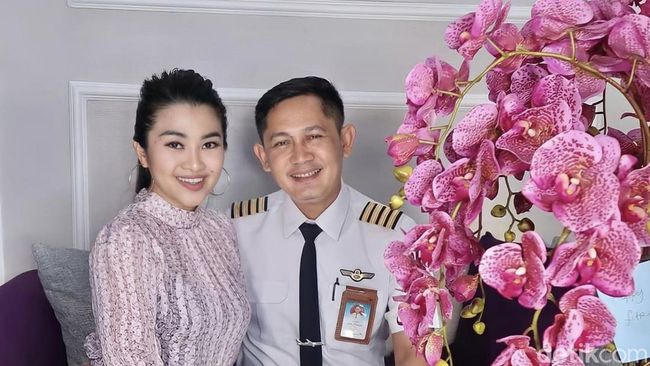 Kisah LDR Fitri Carlina, Kerap Laporkan Pria-pria Genit ke Suami Pilot