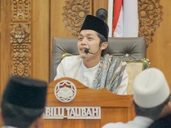 Profil Gus Iqdam, Pencetus Istilah Viral Dekengan Pusat saat Dakwah