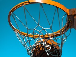 5 Lapangan Basket di Surabaya yang Melegenda