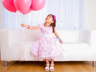 Bingung Pilih Baju Anak Perempuan? Ini 3 Outfit Stylish