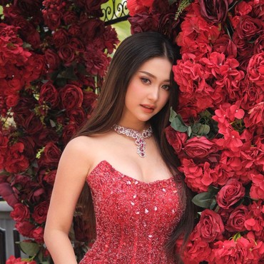 Diproduseri Ashanty dan Anang Hermansyah, Ira Khayz Rilis Single Jatuh Cinta