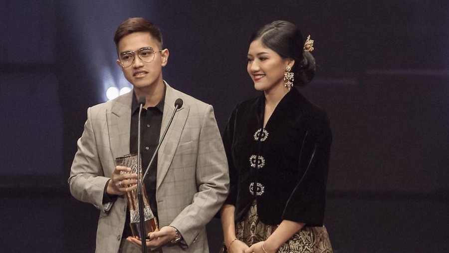Kebaya Erina Gudono.