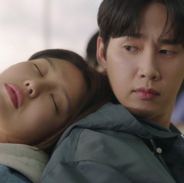 Ciuman Sooyoung & Park Sung Hoon Tutup Drama 'Not Others' dengan Rating Tinggi