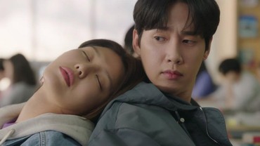 img-title Ciuman Sooyoung & Park Sung Hoon Tutup Drama 'Not Others' dengan Rating Tinggi
