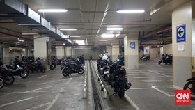 ASN DKI Dilarang Bawa Kendaraan ke Gedung DPRD 21 Agustus-21 Oktober
