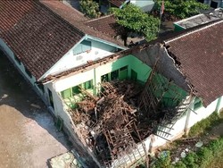 Ruang Kelas SD di Lumajang Ambruk, Tak Ada Korban Jiwa