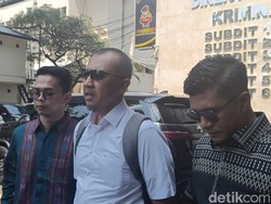 Ayah Sultan Korban Kabel Menjuntai Serahkan Sejumlah Dokumen ke Polisi