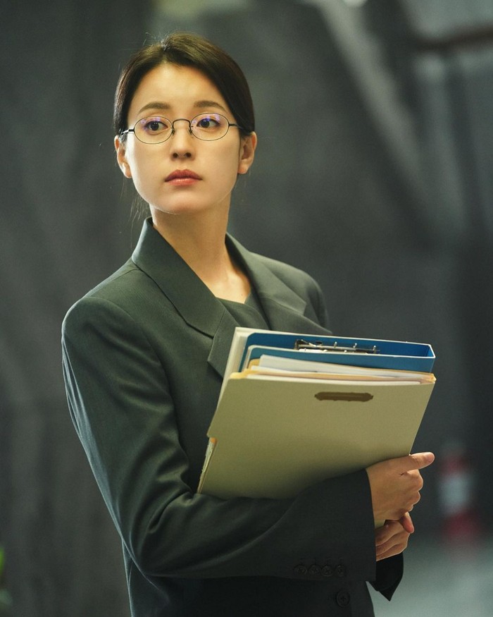 Han Hyo Joo recently succeeded in capturing public attention through her comeback as Lee Mi Hyun or Bong Seok's mother in the original Disney+ drama 'Moving' which has a warm charm./ Photo: instagram.com/hanhyojoo222