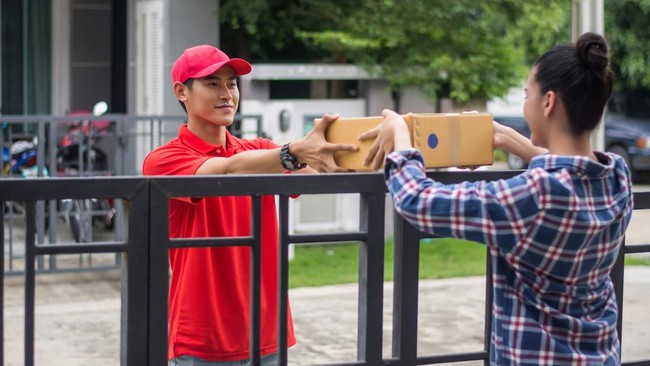 Tetangga RI Tetapkan Upah Kurir di Atas "UMR", Berlaku 17 Agustus 2026