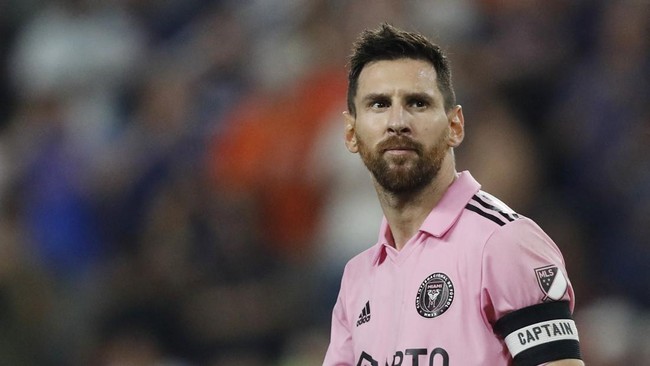 Pelatih Inter Miami Tata Martino mengungkapkan alasan tidak melibatkan Lionel Messi pada laga final US Open Cup 2023 melawan Houston Dynamo.