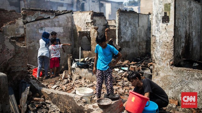 FOTO: Sisa-sisa Kebakaran Permukiman di Petojo Selatan Gambir