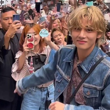 Perdana, V BTS Rilis 3 Lagu Lawas Populer di Spotify & Apple Music