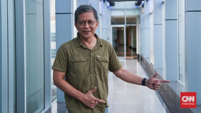 Rocky Gerung Sindir UU ITE Tantangan Demokrasi, Apa Kata Anies?