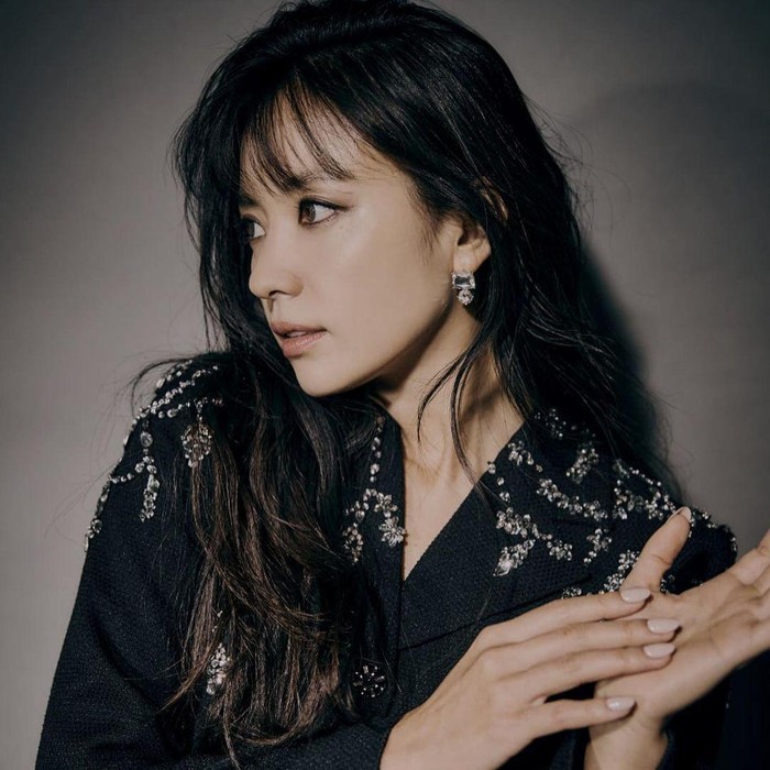 Sementara itu Han Hyo Joo memulai debut aktingnya di tahun 2003 dengan membintangi serial 'Nonstop 5' di tahun 2003 tak lama setelah di casting oleh perusahaan hiburan di kontes kecantikan remaja./ Foto: instagram.com/hanhyojoo222 Sementara itu Han Hyo Joo memulai debut aktingnya di tahun 2003 dengan membintangi serial 'Nonstop 5' di tahun 2003 tak lama setelah di casting oleh perusahaan hiburan di kontes kecantikan remaja./ Foto: instagram.com/hanhyojoo222