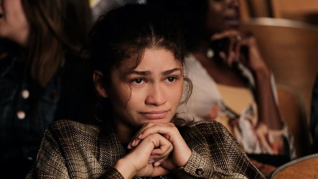 Sam Levinson menggambarkan plot Euphoria season 3 yang kembali dibintangi Zendaya bagaikan film noir dengan latar dunia korup.