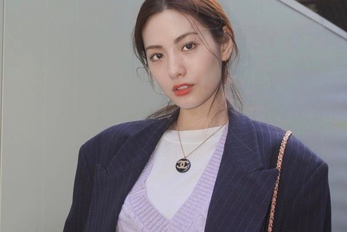 Setelah graduated dari After School, Nana melanjutkan aktivitasnya sebagai seorang aktris. Setelah kemunculannya di 'Mask Girl', tidak sedikit netizen yang menunggu proyek drama terbaru Nana./ foto: instagram.com/jin_a_nana