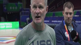 VIDEO: Steve Kerr Dampingi Tim Basket AS di FIBA World Cup 2023