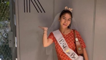 img-title Segera Nikah, 7 Momen Kocak Bridal Shower Adinda Thomas Keliling Tokyo Pakai Daster