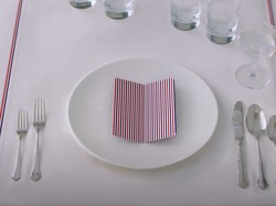 Siap-siap Tergoda, Galaxy Z Fold 5 Edisi Thom Browne Segera Hadir