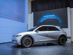 Hadir di GIIAS 2023, Hyundai IONIQ 5 Indonesian Batik Wujudkan Perpaduan Tradisi dan Inovasi