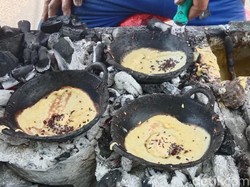 Manis Renyah! Kue Lekker Buatan Pak Maskan yang Laris di Lamongan
