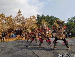 Libatkan 1.635 Seniman, Festival Lima Gunung Dibuka di Magelang Hari Ini