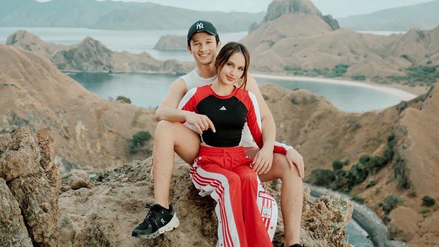 cinta laura