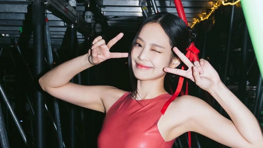 Gaya Jennie BLACKPINK dengan Kostum Panggung ala Tren Balletcore