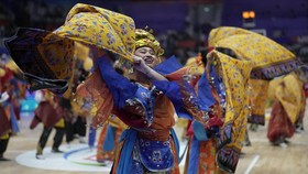 FOTO: Agnez Mo Guncang Pembukaan FIBA World Cup 2023
