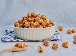 Resep Popcorn Caramel yang Lezat dan Mudah, Pakai Gula Palem